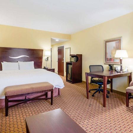 Hampton Inn Galax Екстериор снимка